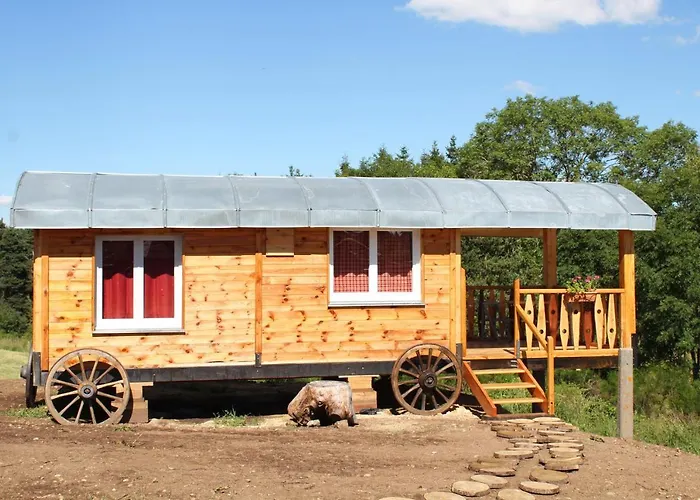 Roulotte Impériale Perchée- * Sembadel